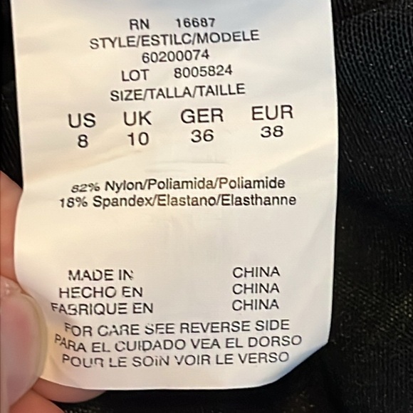 Shape Solver By Penbrooke Women’s Size 8 One Shoulder One-Piece Floral Swimsuit - Picture 8 of 9